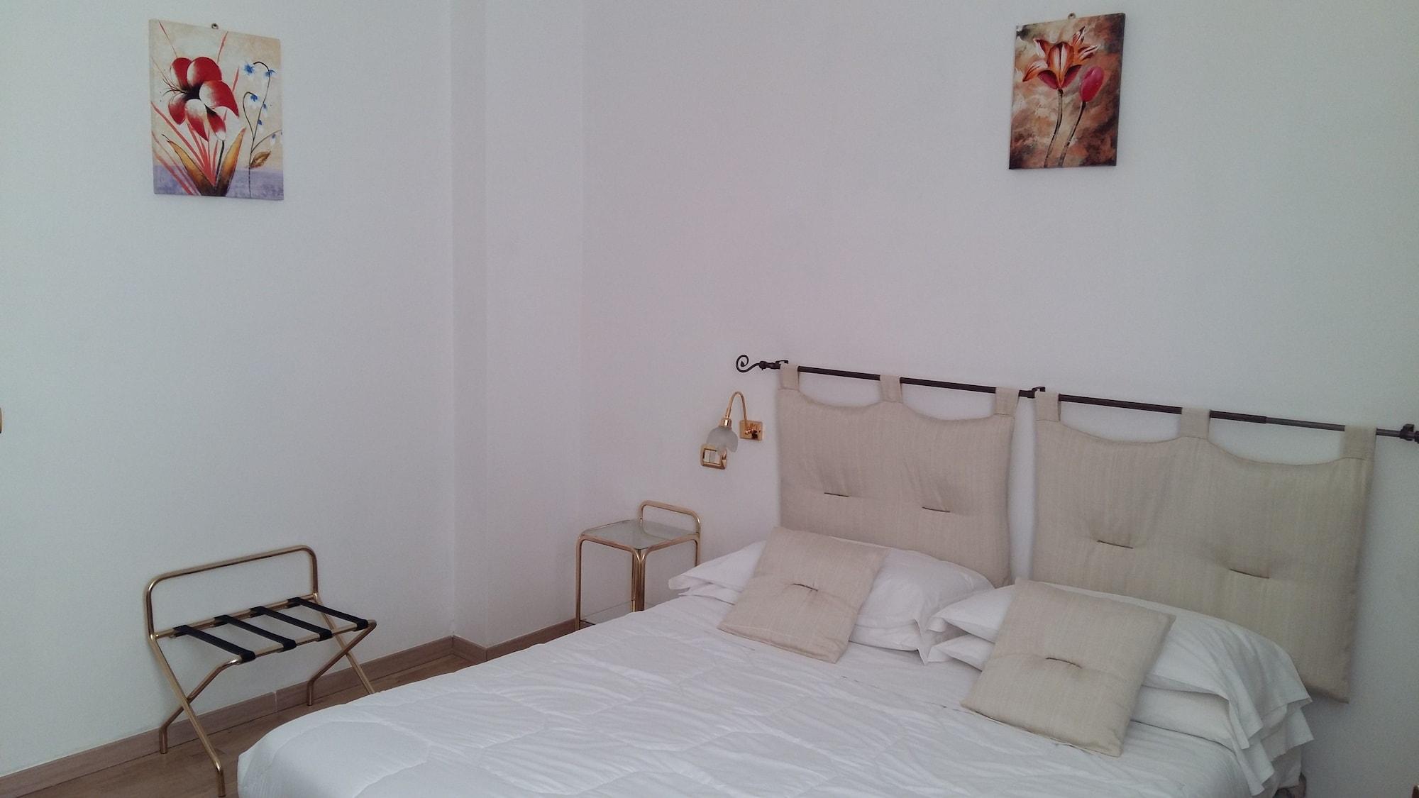 Hotel Villa Delle Ortensie Sant'Omobono Imagna Dış mekan fotoğraf