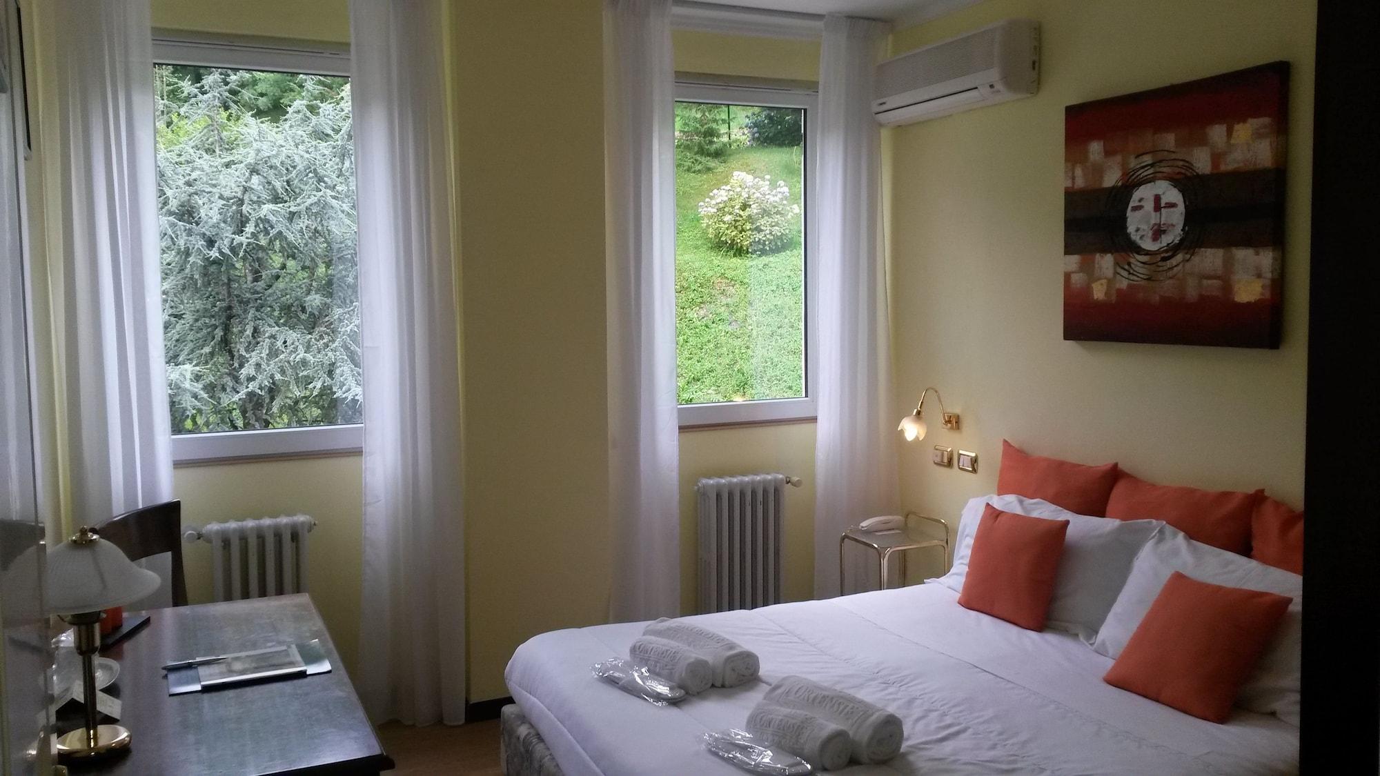 Hotel Villa Delle Ortensie Sant'Omobono Imagna Dış mekan fotoğraf