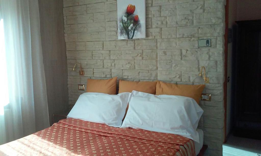 Hotel Villa Delle Ortensie Sant'Omobono Imagna Dış mekan fotoğraf
