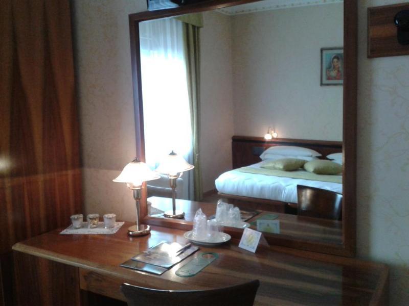 Hotel Villa Delle Ortensie Sant'Omobono Imagna Dış mekan fotoğraf