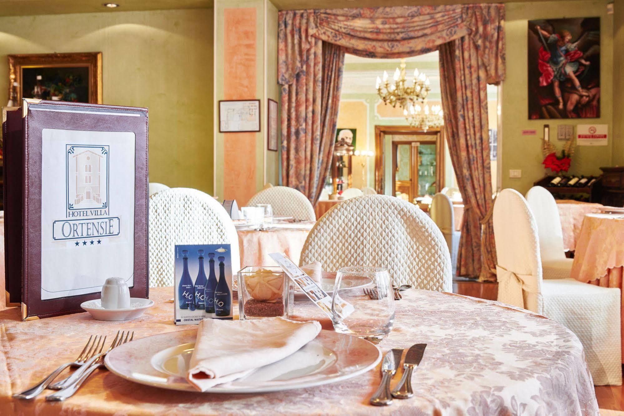 Hotel Villa Delle Ortensie Sant'Omobono Imagna Dış mekan fotoğraf