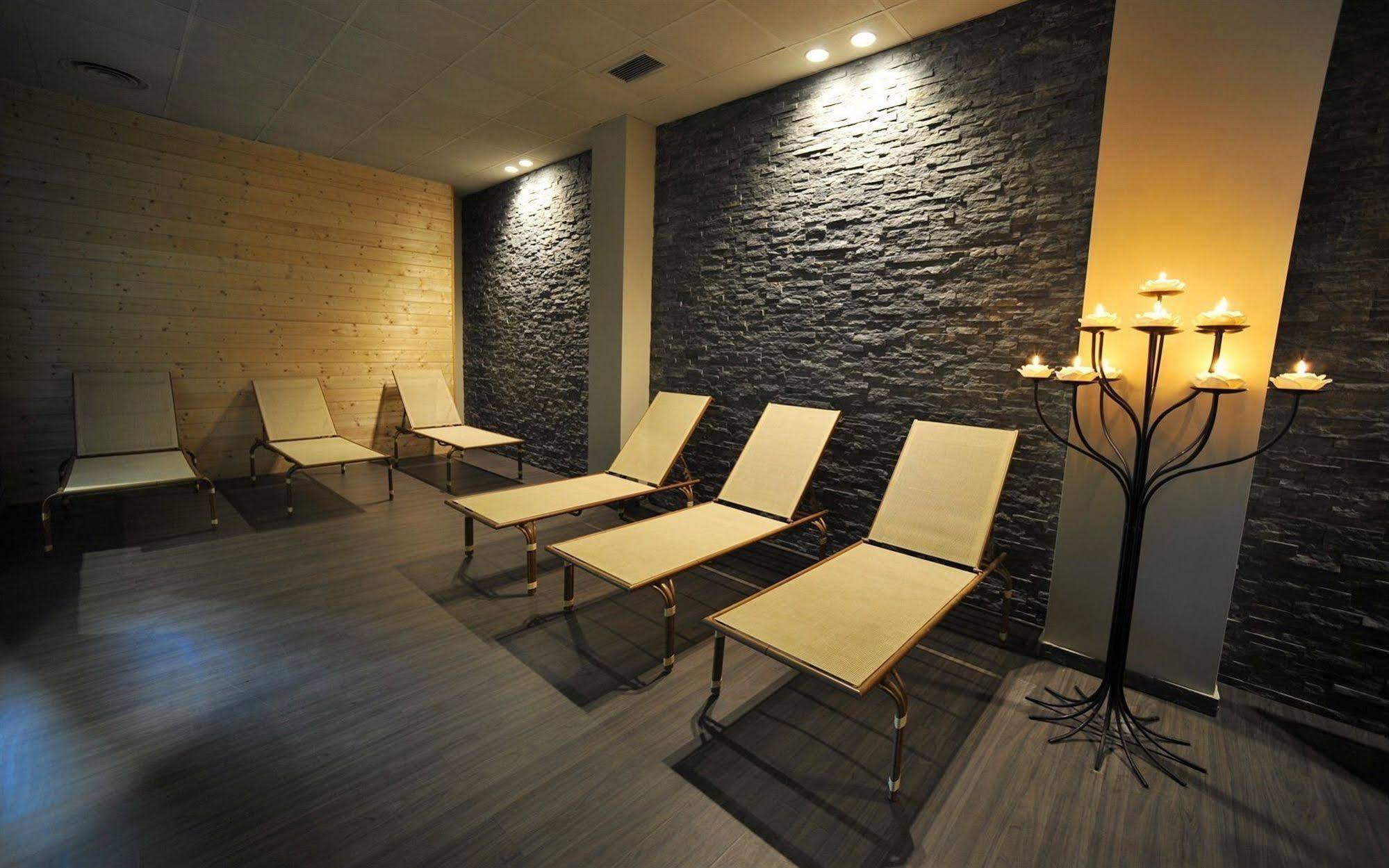 Hotel Villa Delle Ortensie Sant'Omobono Imagna Dış mekan fotoğraf