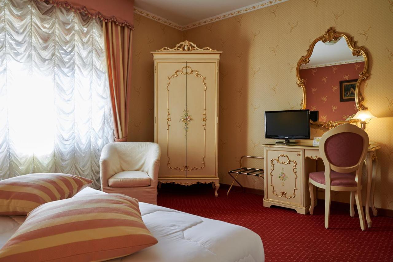 Hotel Villa Delle Ortensie Sant'Omobono Imagna Dış mekan fotoğraf