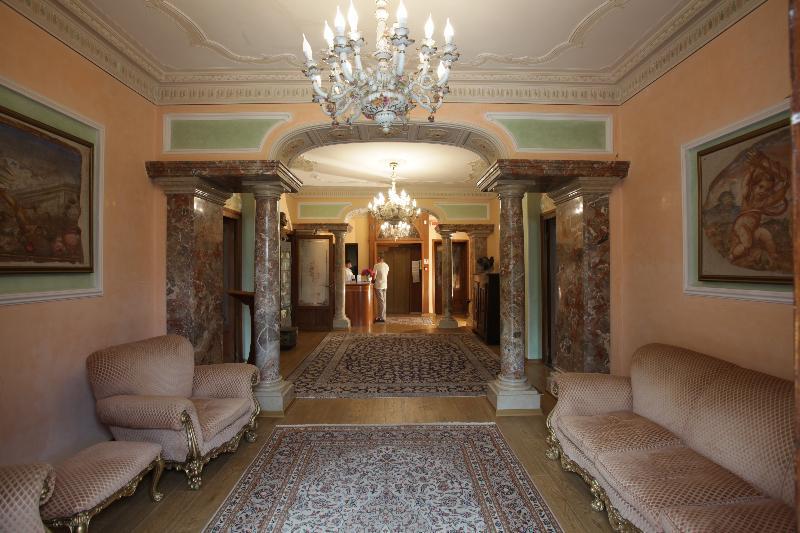 Hotel Villa Delle Ortensie Sant'Omobono Imagna Dış mekan fotoğraf